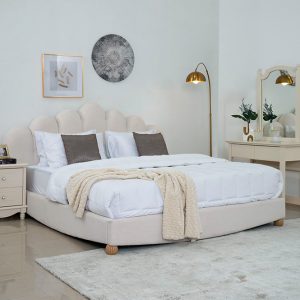 CHSTLE BED